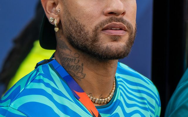 Amanda Kimberlly registra B.O. por ataques online contra filha de 2 anos com Neymar