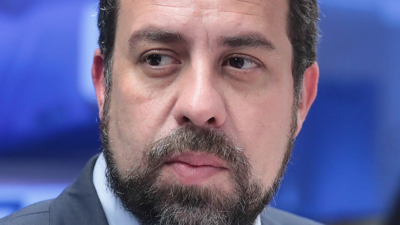 Boulos e Pavanato trocam xingamentos em aeroporto; vídeo de 36 segundos circula