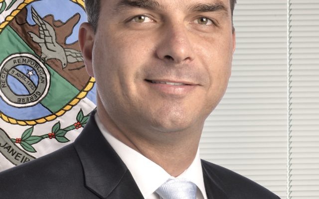 Datafolha: 46% de eleitores de Cury, Renan, Caiado e Zema declaram voto em Flávio