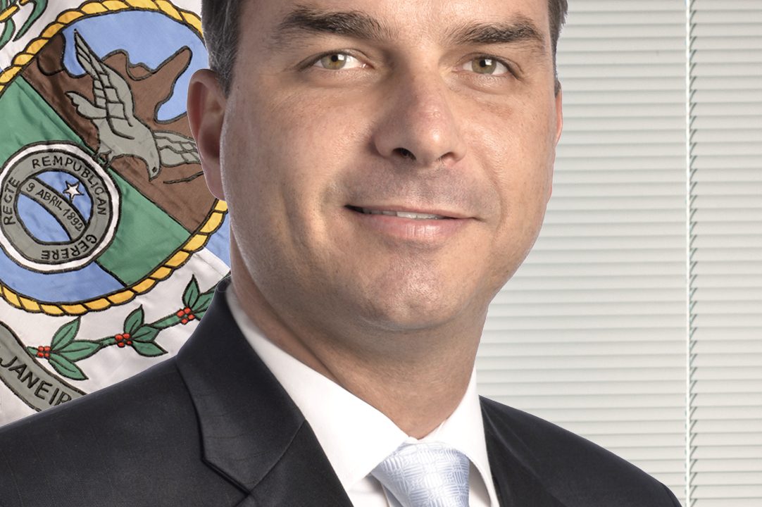 Flávio Bolsonaro negocia apoio de diretórios do MDB para o segundo turno
