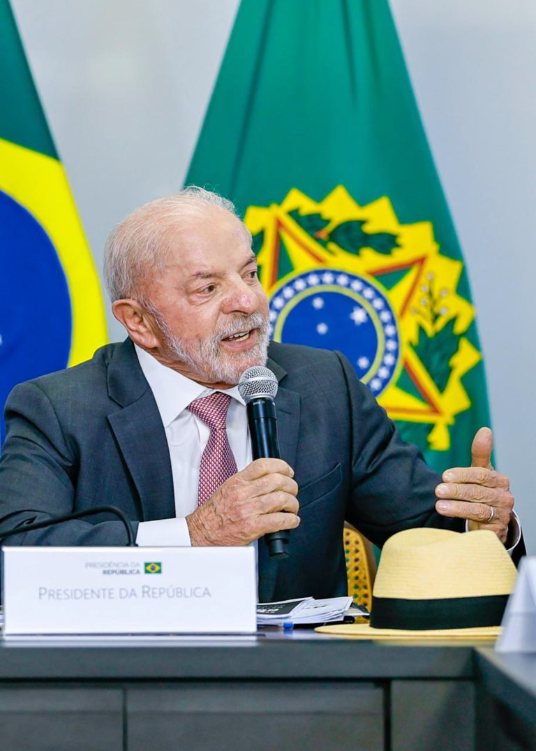 MDB que ocupou 3 ministérios de Lula vira as costas e fecha com Flávio em SP