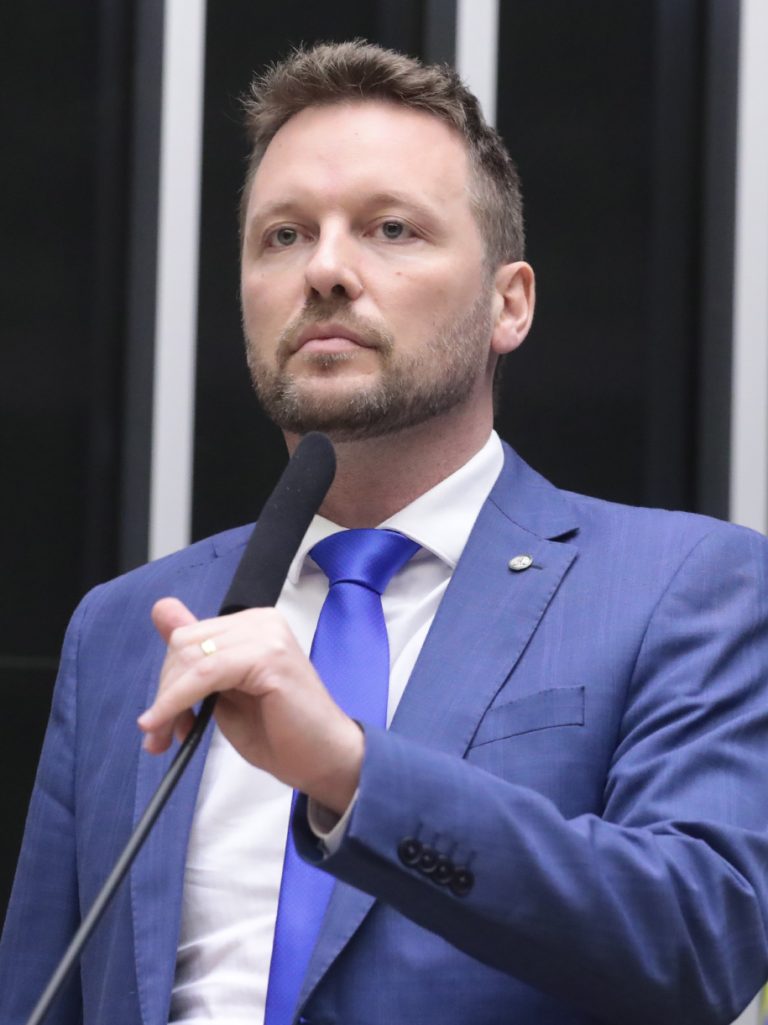 Marcon sobe o tom contra Moraes e acusa PT de fake news contra Flávio