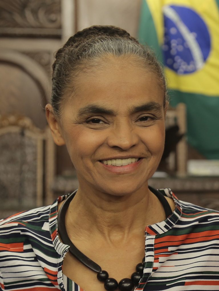 Marina, aliada de Lula, relembra fake news do PT: “Eu era uma exterminadora do futuro”