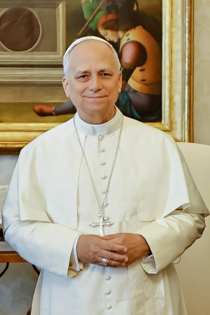Papa Leão XIV anuncia cirurgia para retirar nódulo no pulmão nos próximos dias