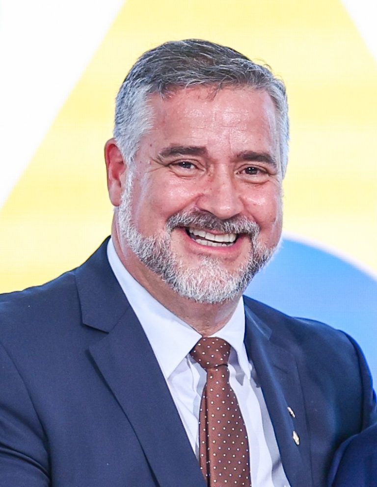 Pimenta fica em 3º até em Santa Maria, sua terra natal, e perde vaga no Senado