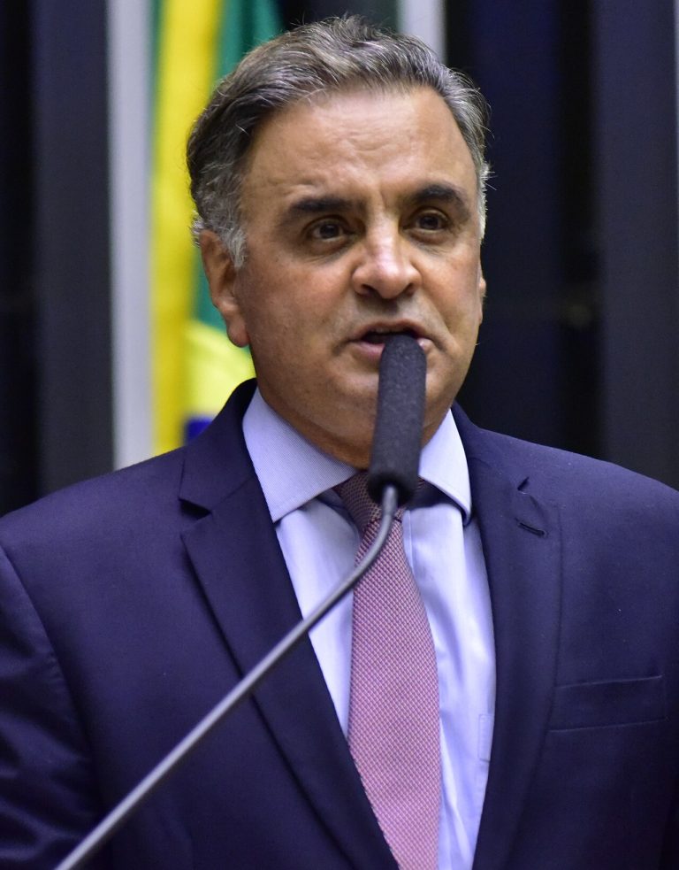 PSDB libera filiados no 2º turno e maioria dos diretórios se afasta de Lula