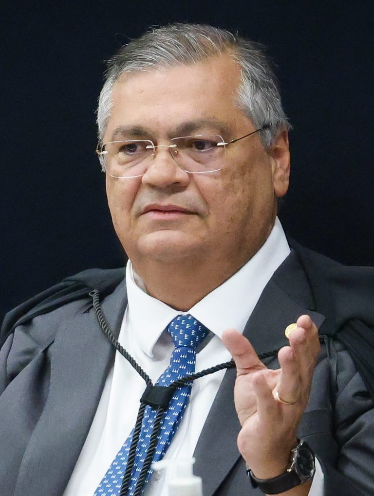 Relatório do STF expõe ameaças de fuzilamento e esquartejamento contra ministros no X