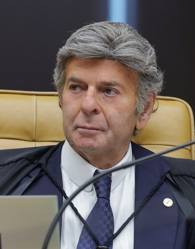 Senado barra pedido de registros de Vorcaro, Viviane de Moraes e Lulinha no STF
